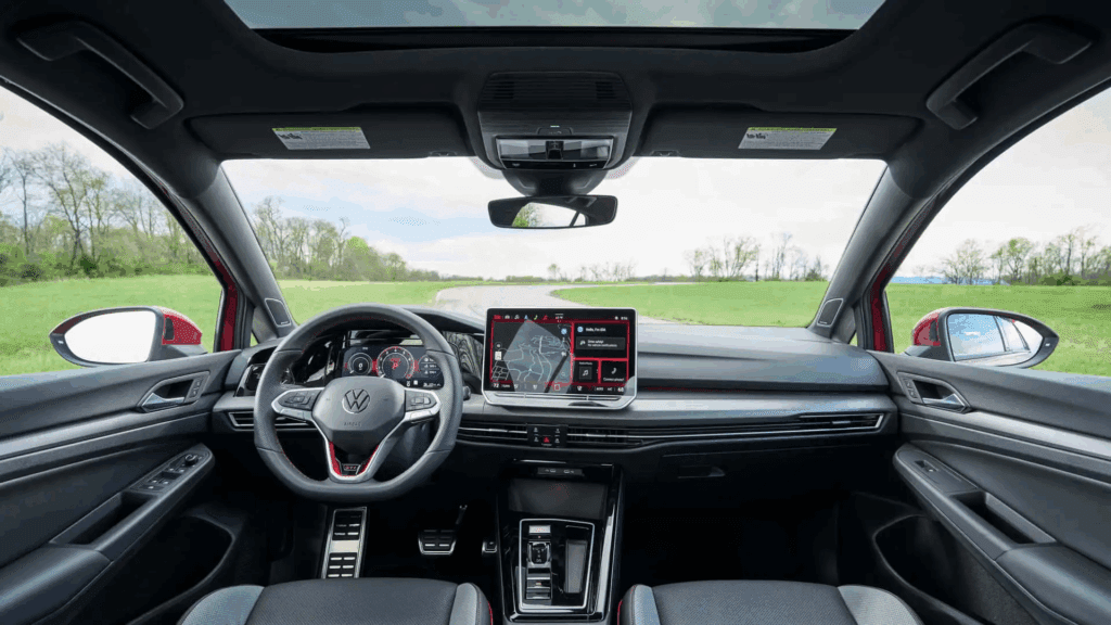 골프 GTI 실내
